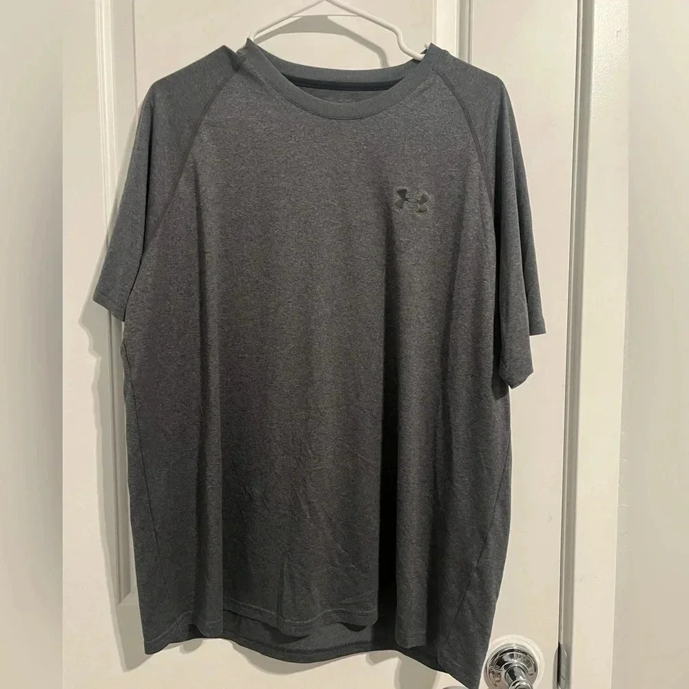 mens Under Armour shirt L